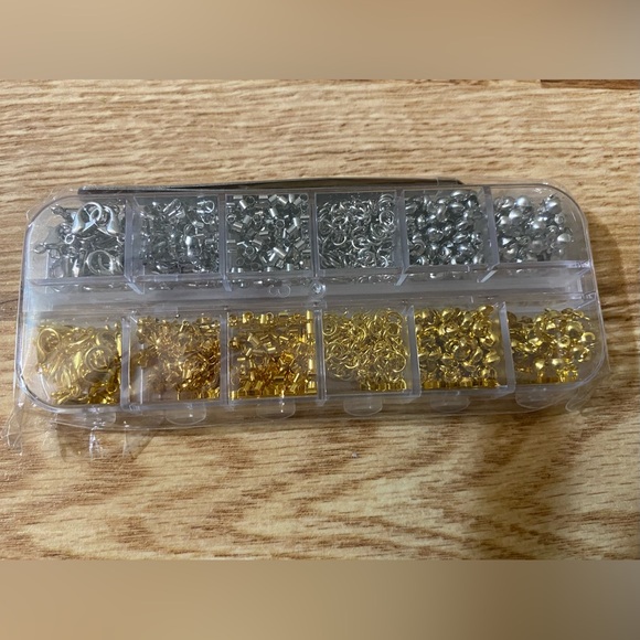 Jewelry Making Kit with Pliers and Beads And Clasps NEW - Picture 5 of 7